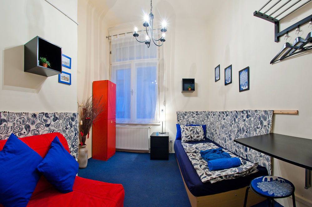 Animation City Hostel Budapest Bagian luar foto